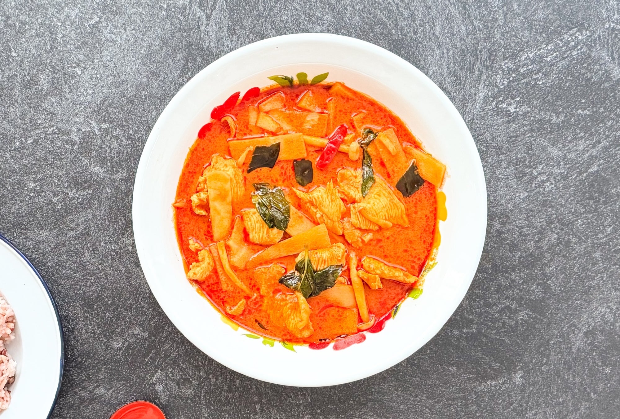 Authentic Thai Red Curry Chicken Recipe (Easy 20-Min Dinner)