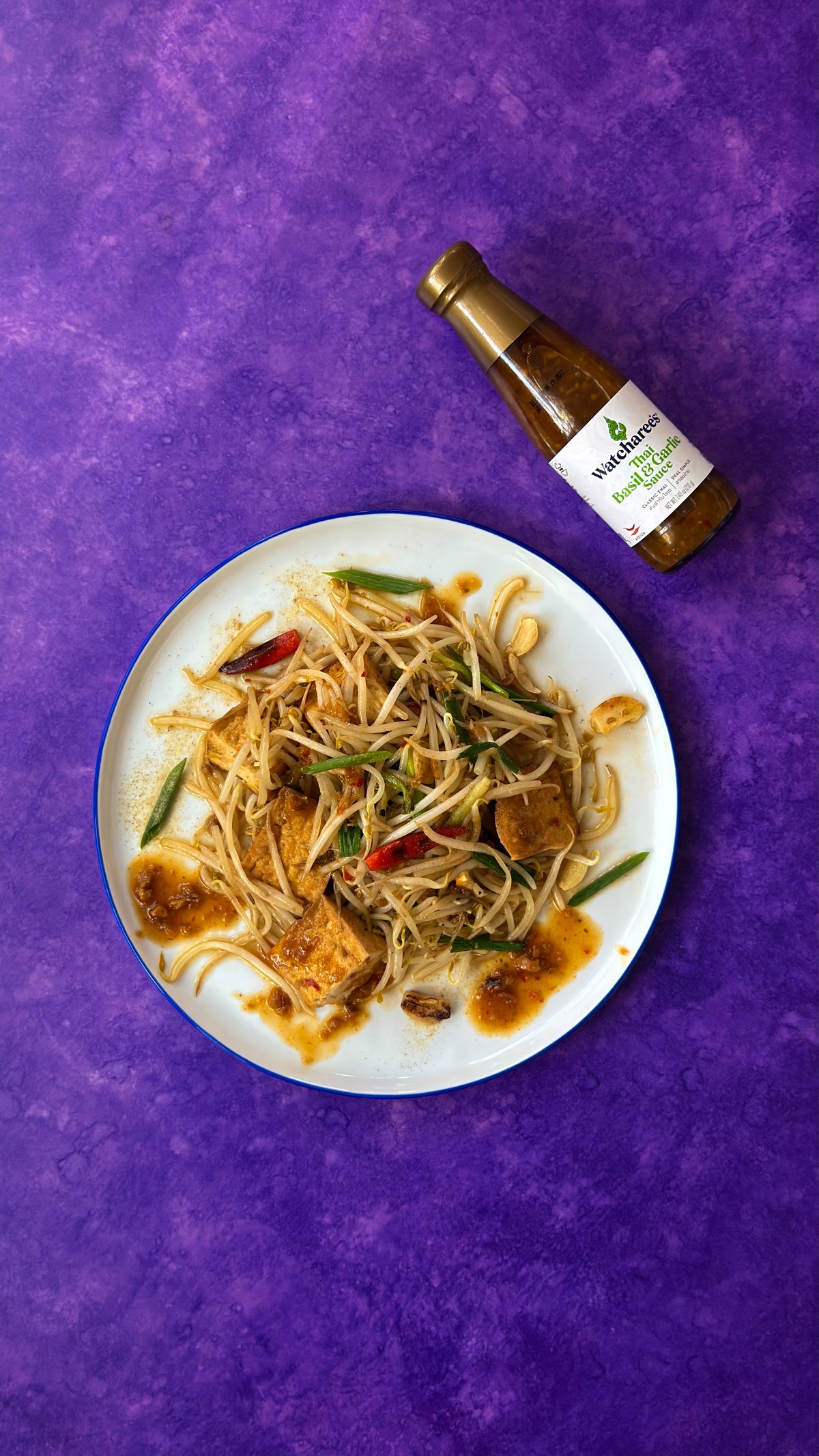 Easy Thai Bean Sprout & Tofu Stir-Fry with Basil Garlic Sauce