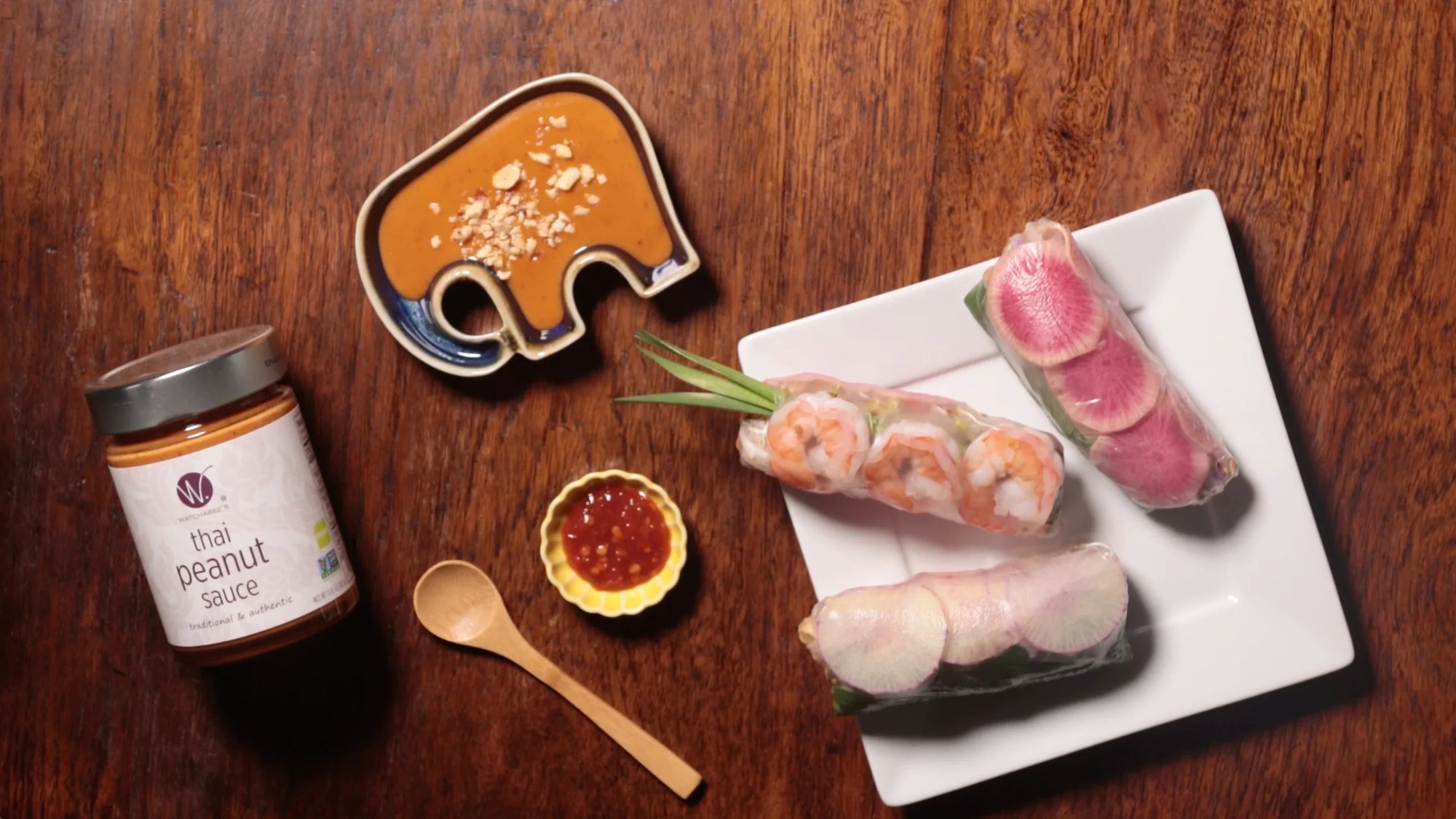 Fresh Spring Rolls with Thai Peanut Sauce
