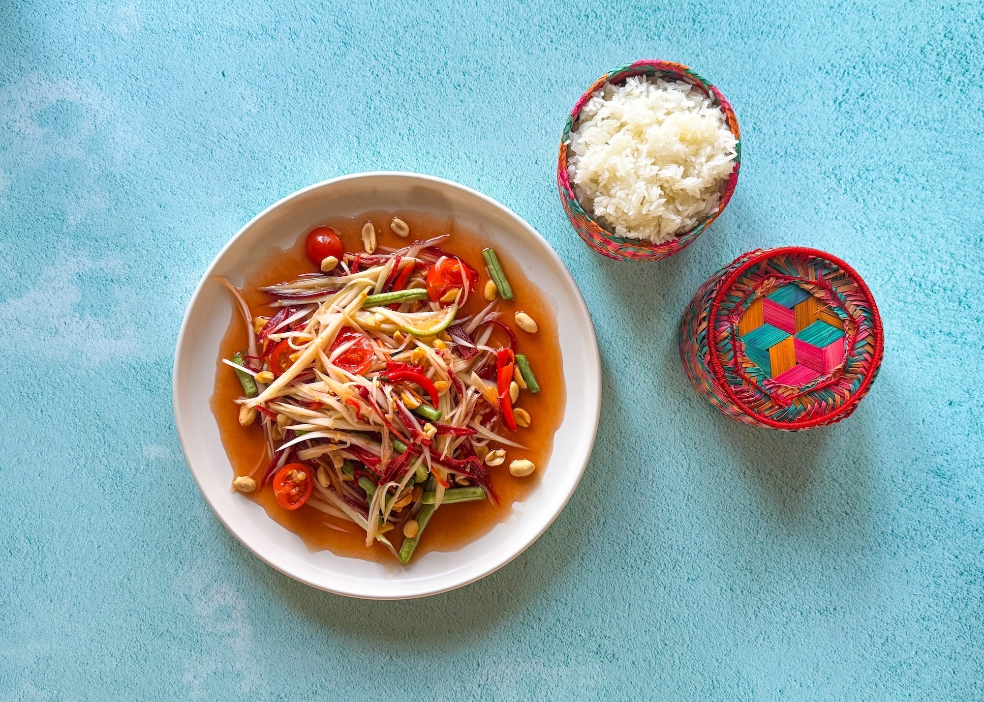 Vegan Green Papaya Salad (Som Tum) with Coconut Aminos